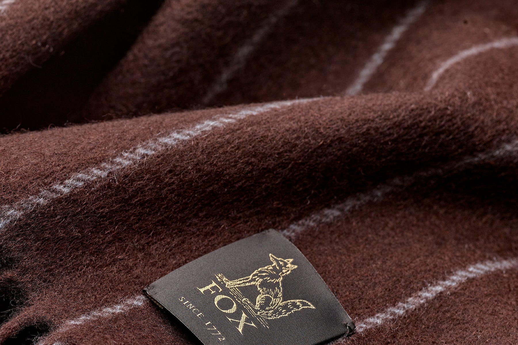 Mr Cordeaux : Talks Scarves