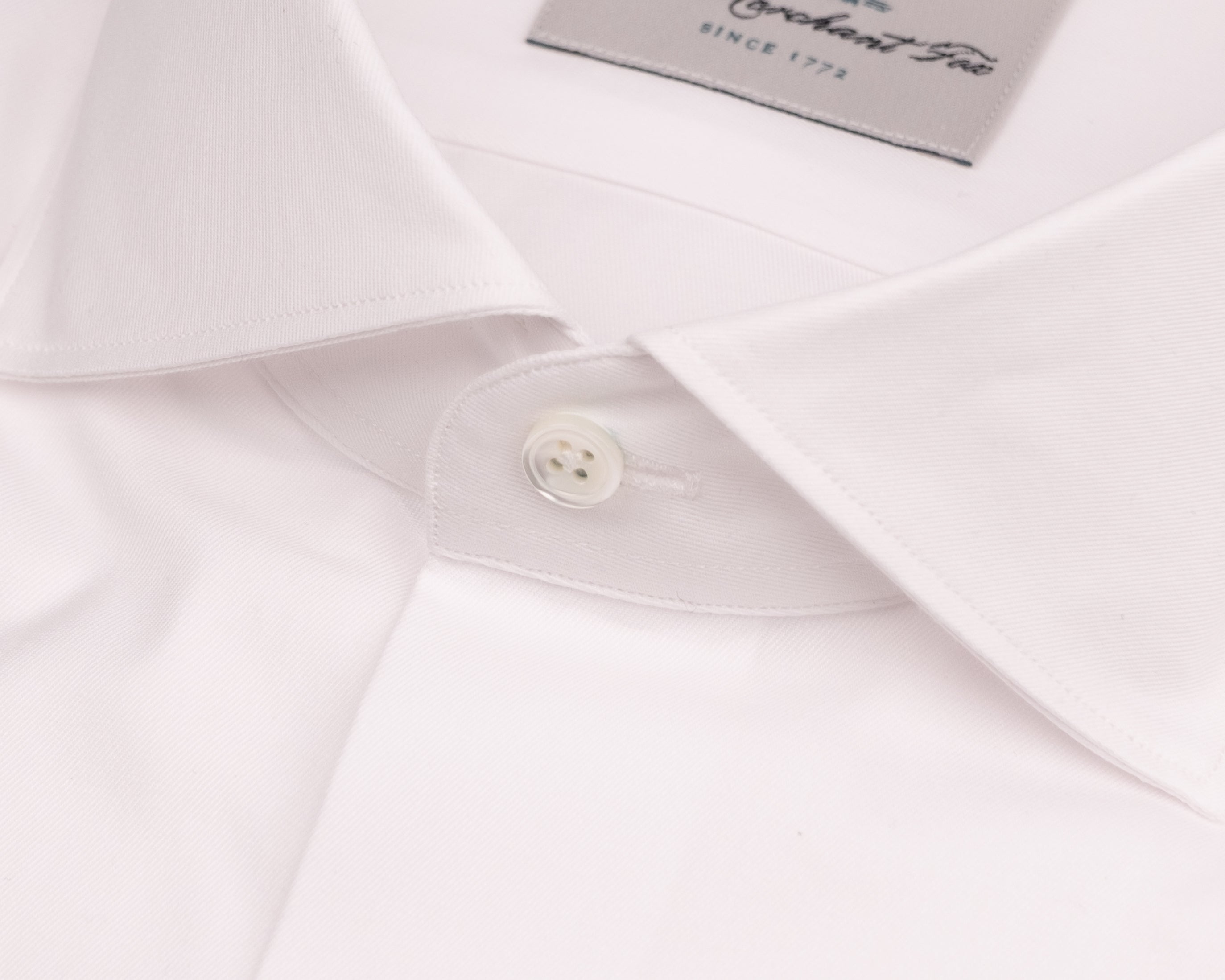 The Niven Shirt in Quintessential White Twill