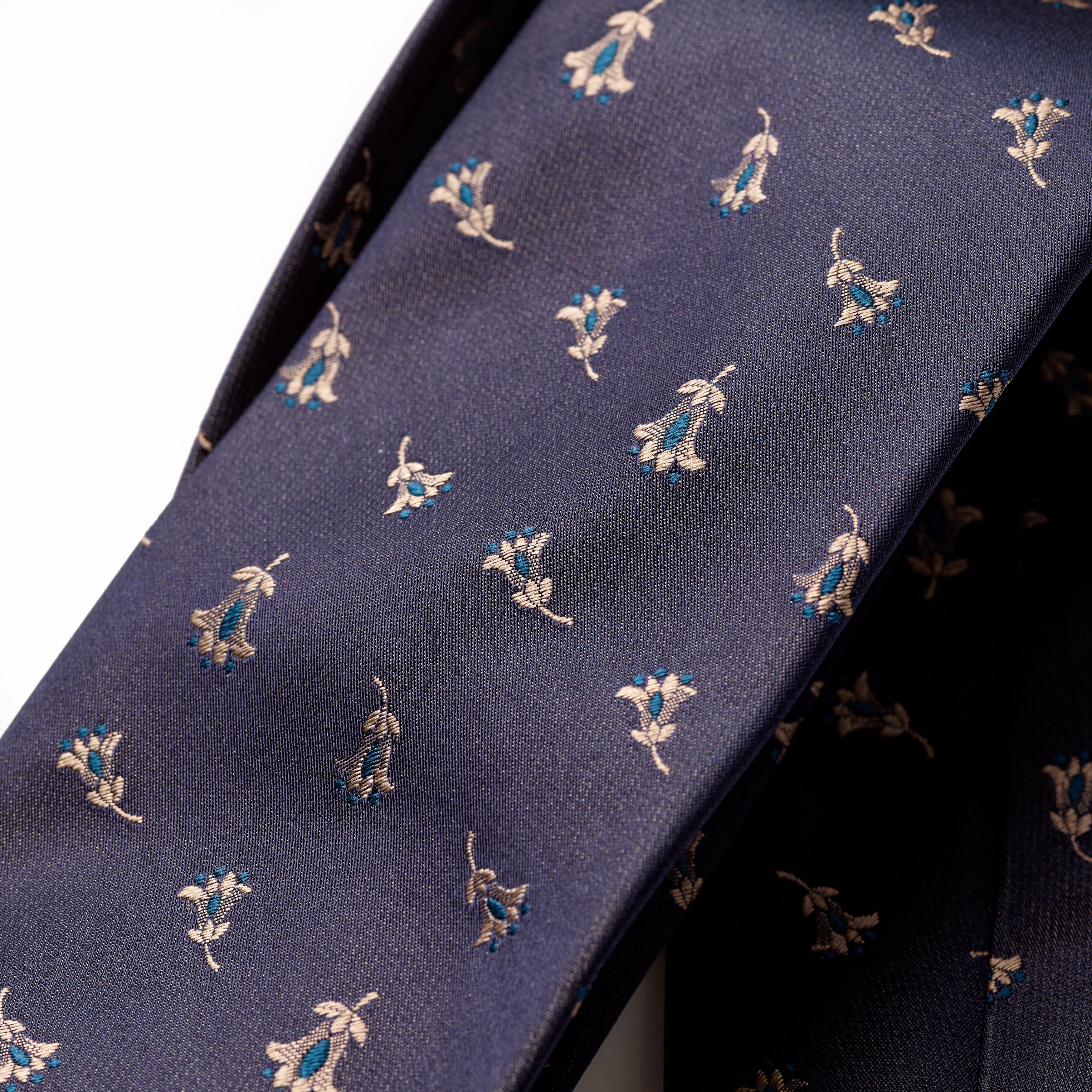 Tie Your Tie Navy Silk Motif Tie