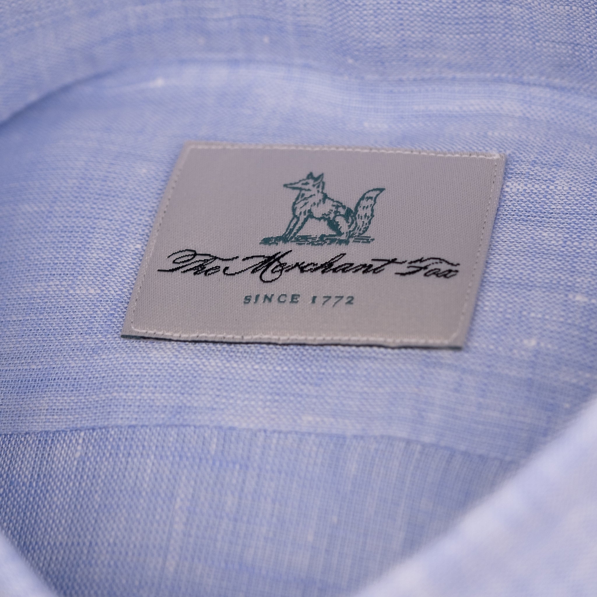 The Niven Fox Summer Light Blue Linen Shirt