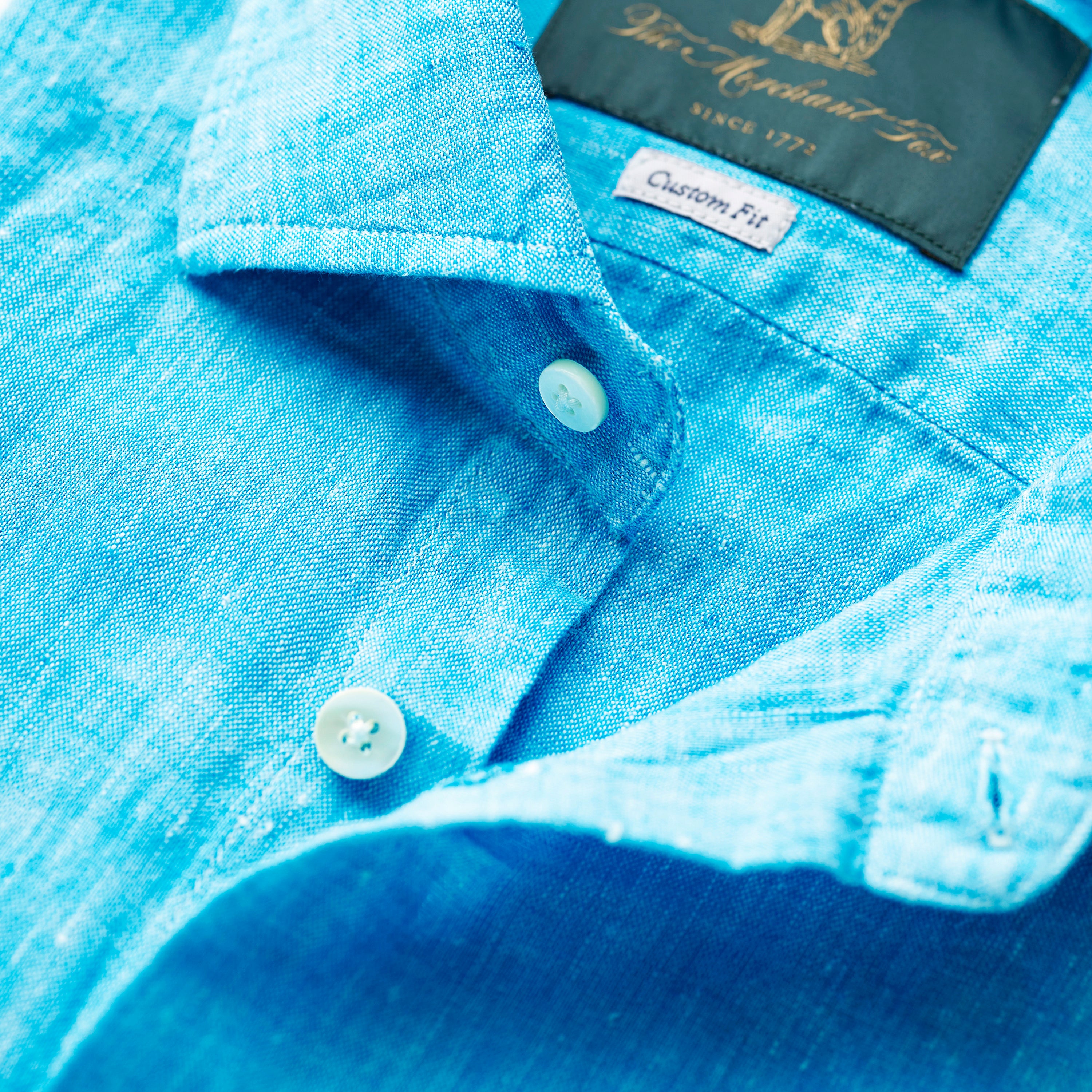 Spread Collar Linen Shirt in Arctic Blue
