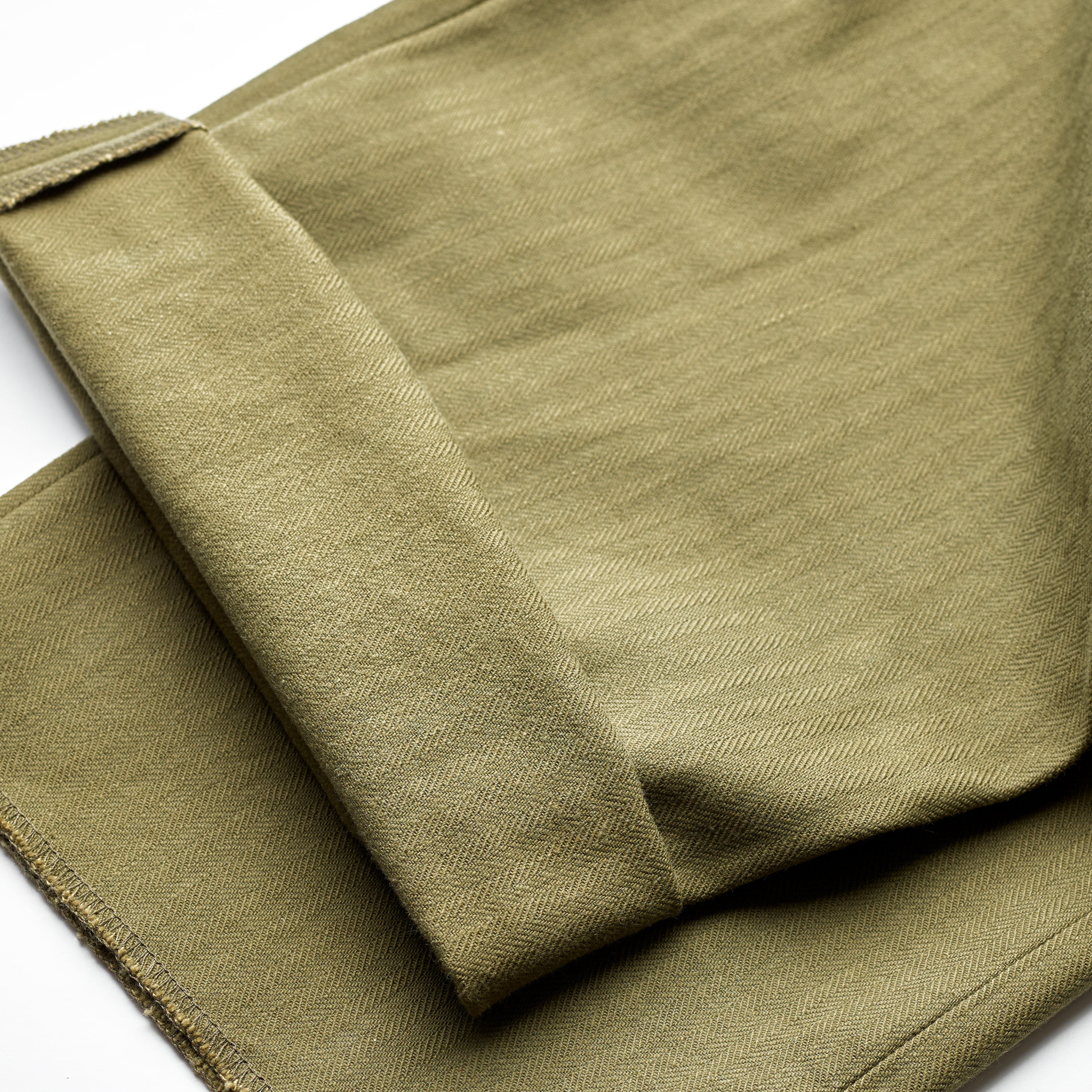 Kenneth Field Olive Herringbone Gurkha III Trousers | The Merchant Fox