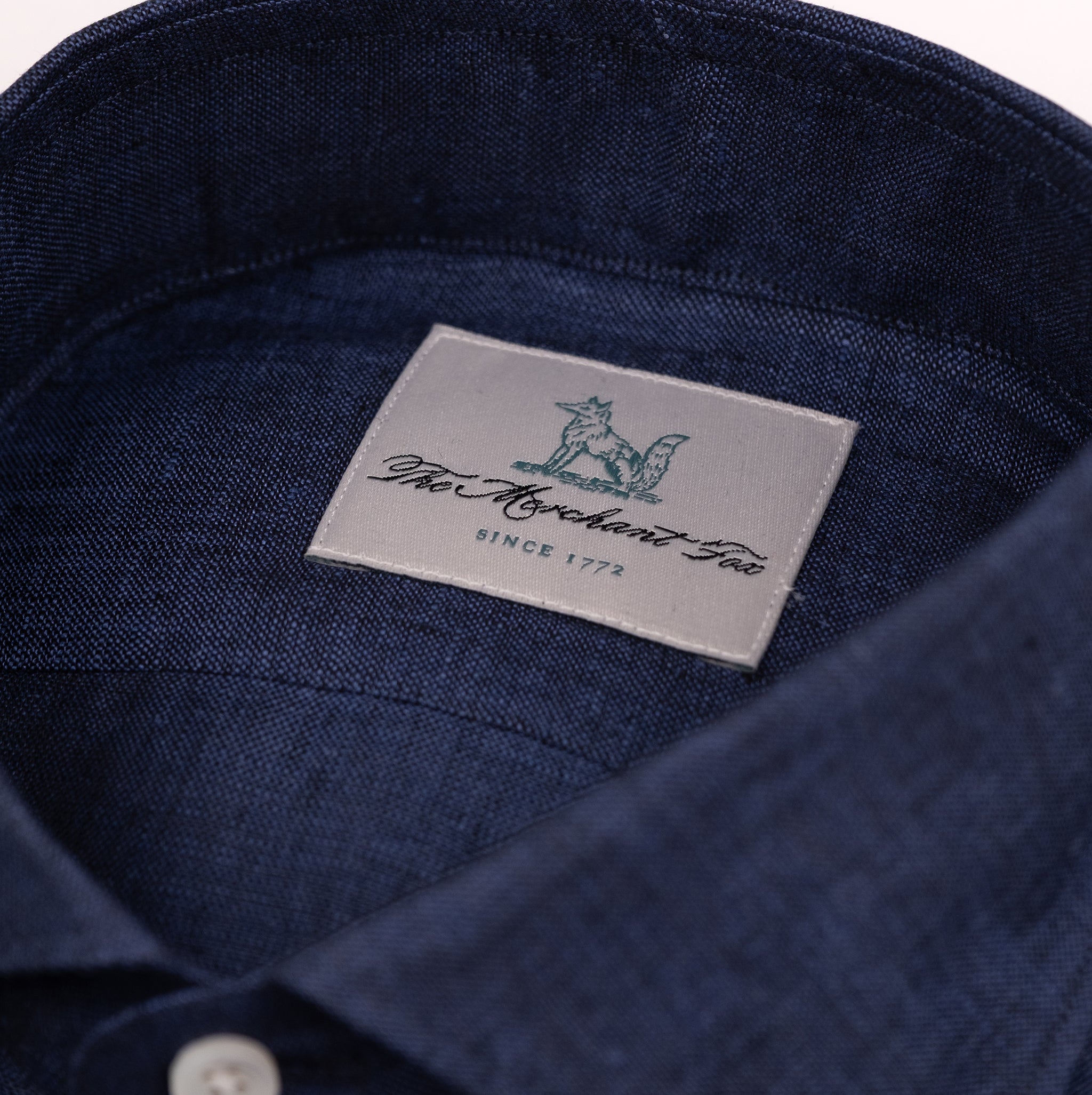 The Niven Fox Summer Navy Linen Shirt label detail