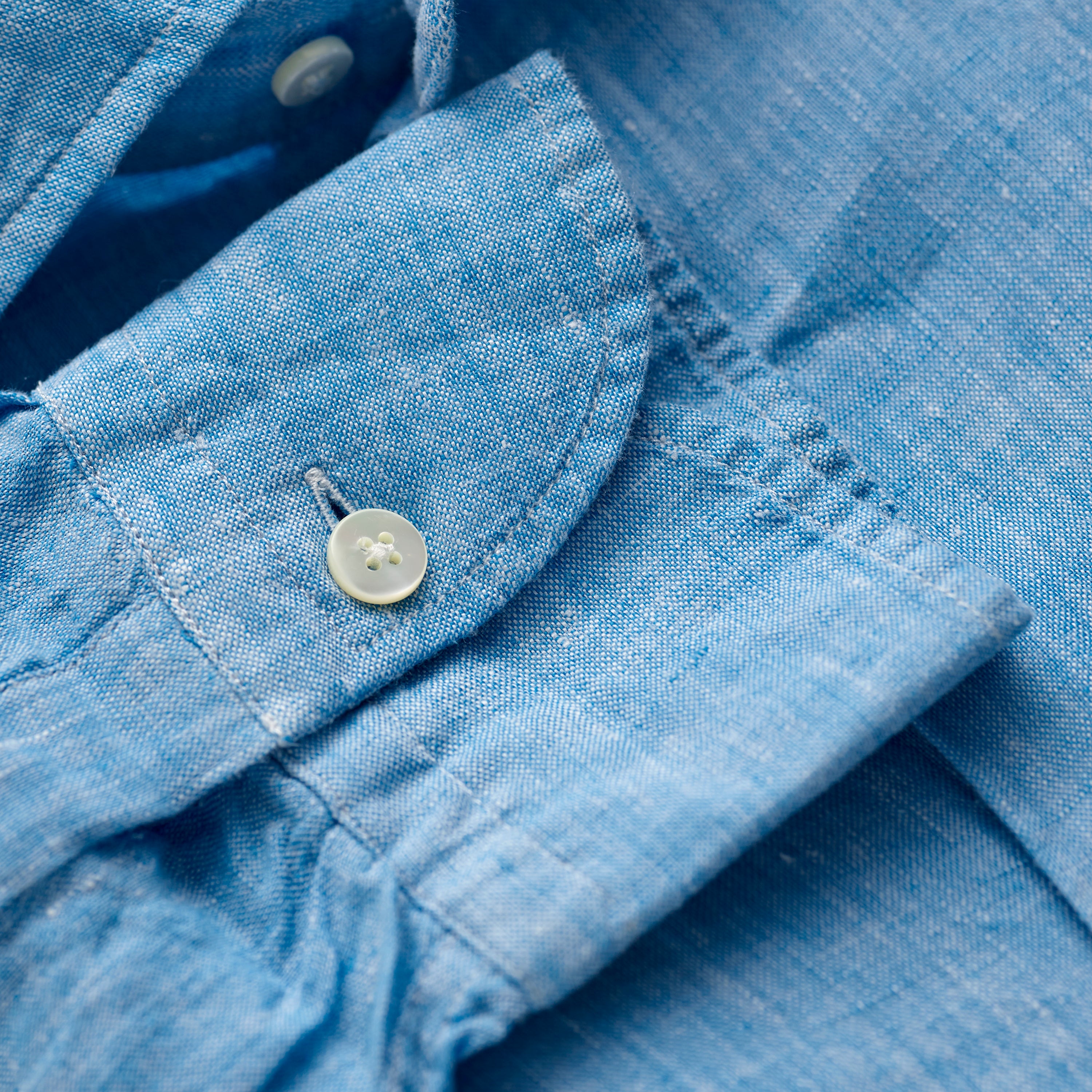 Spread Collar Linen Shirt in Sky Blue